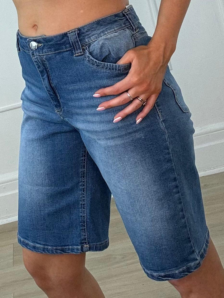 4260102 SHORTS