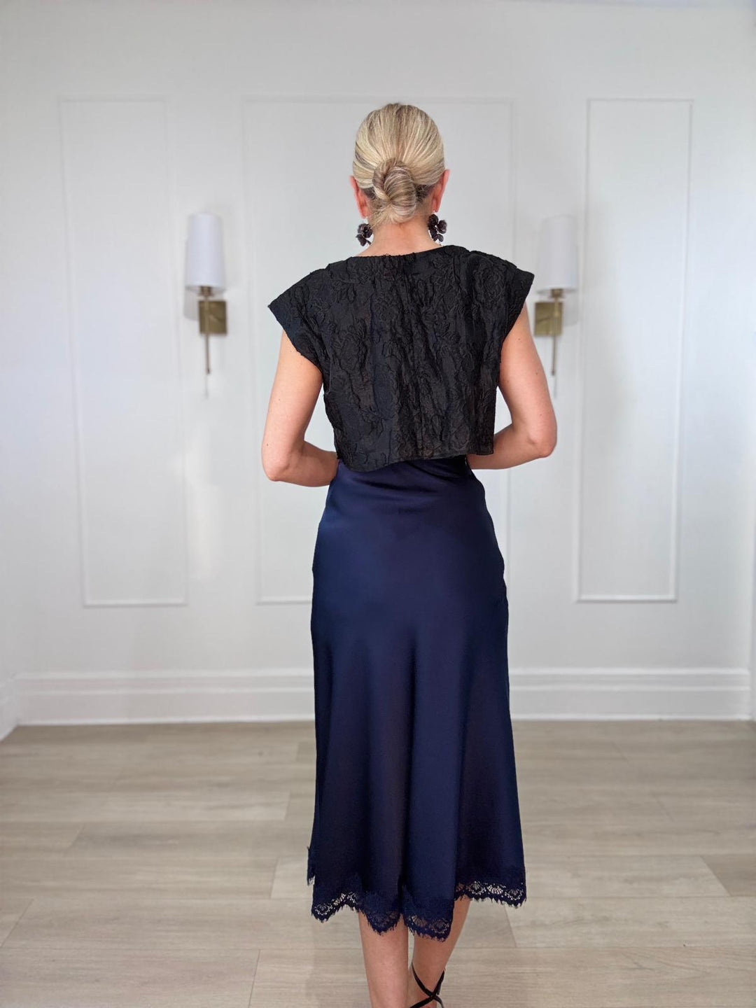 8260281 SKIRT