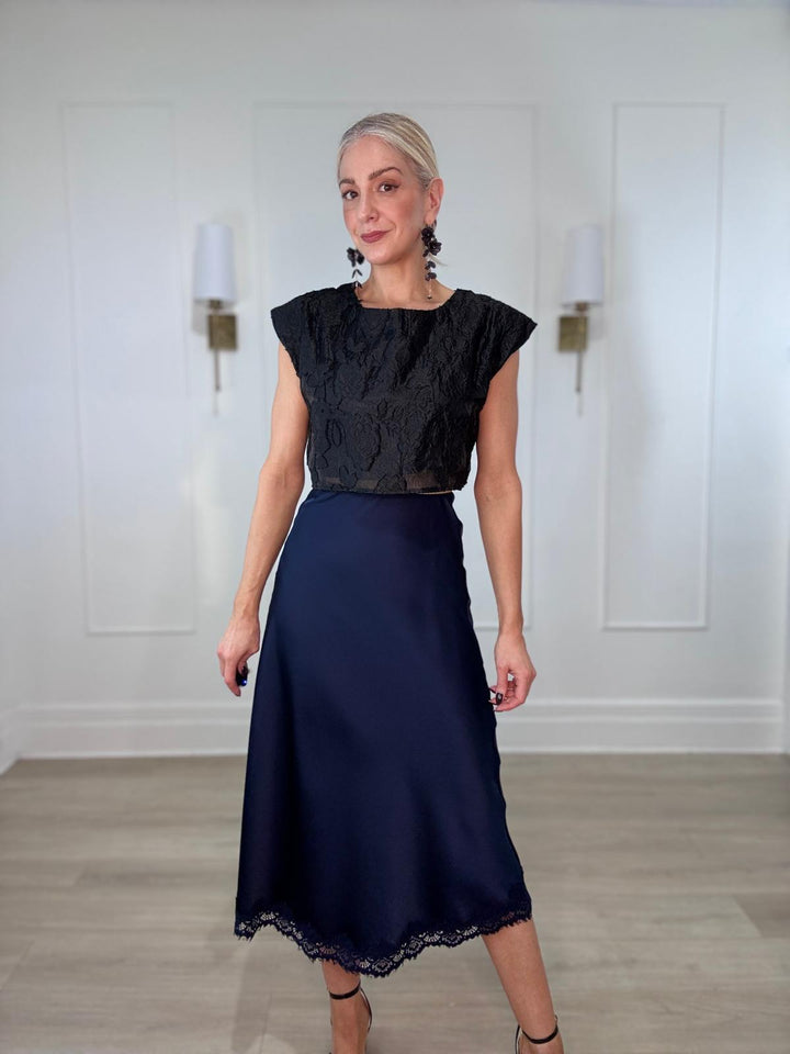 8260281 SKIRT