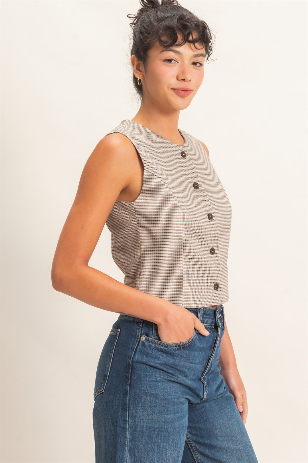 8260129 VEST