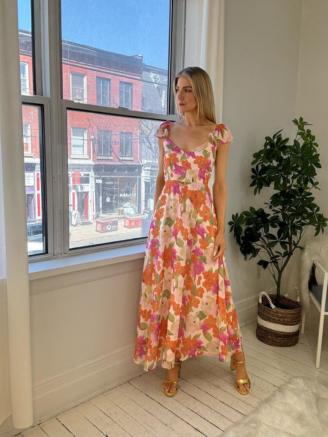 4240104 DRESS