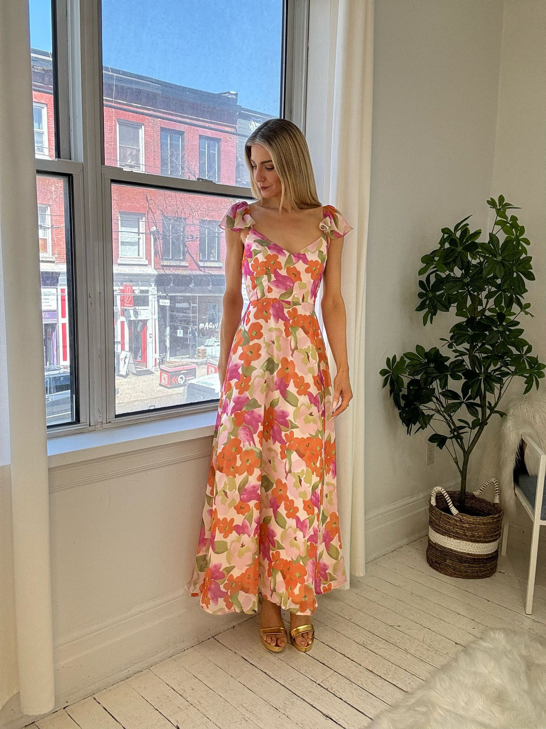 4240104 DRESS