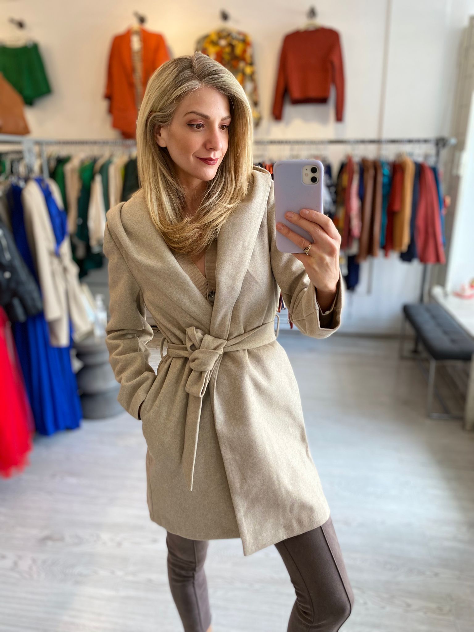 9220061 COAT