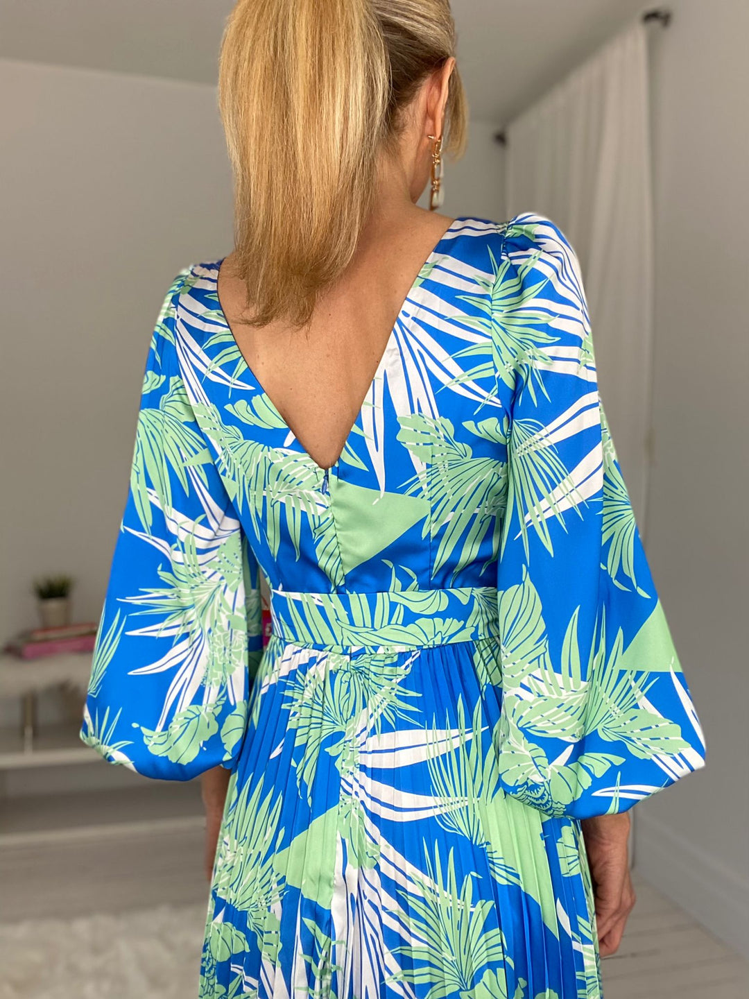 2230100 DRESS