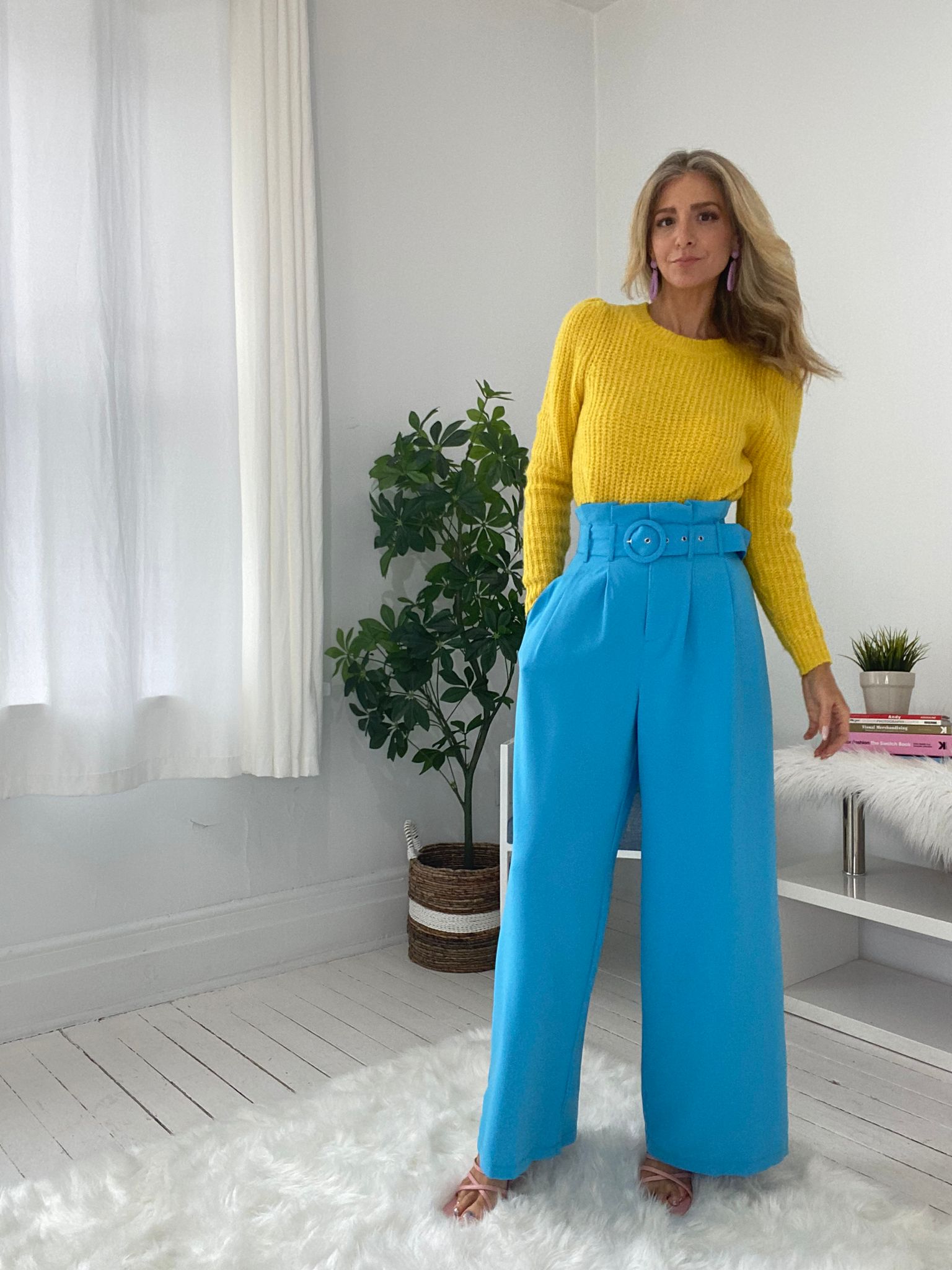 9220319 SWEATER