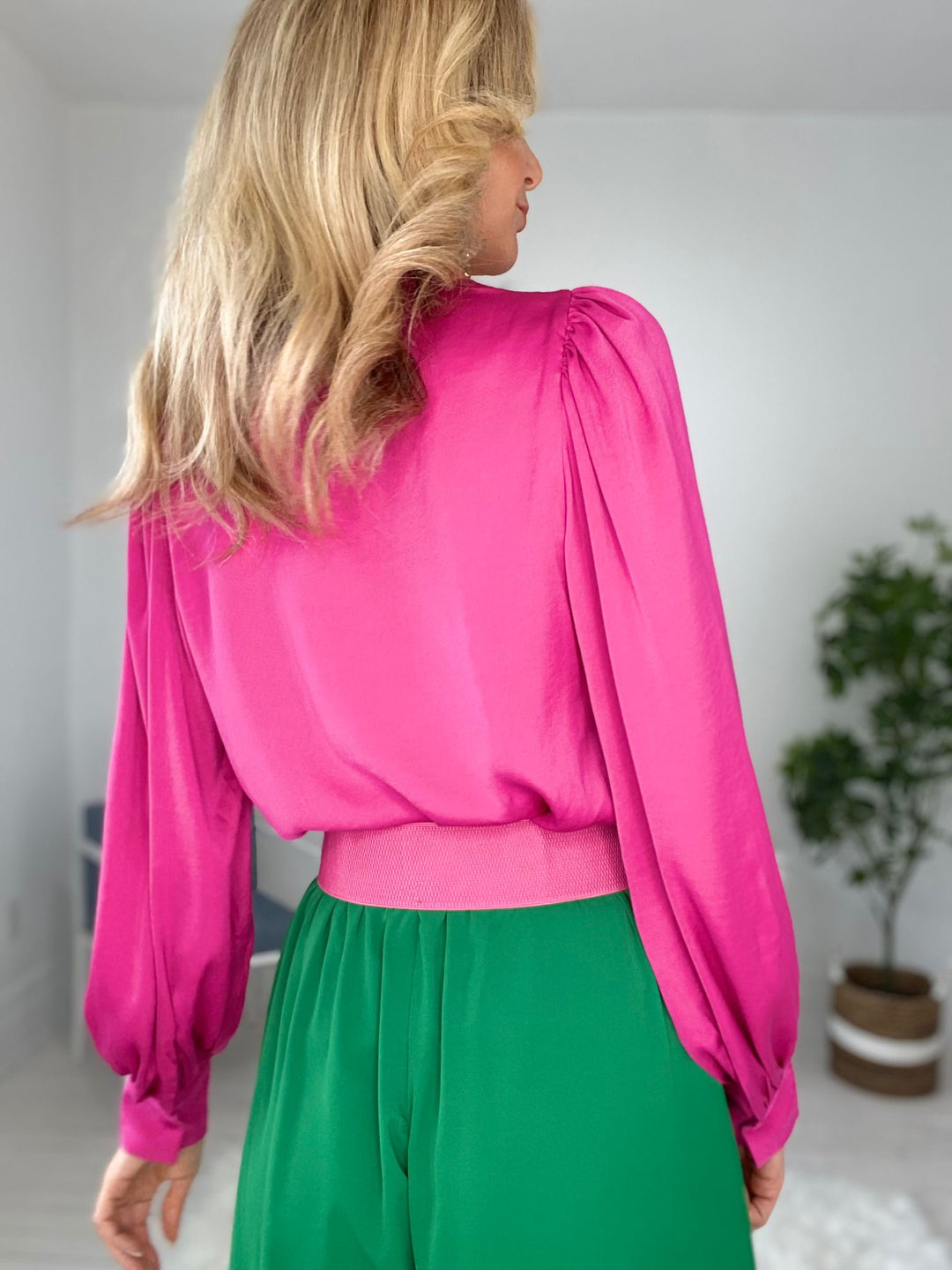 9220206 TOP