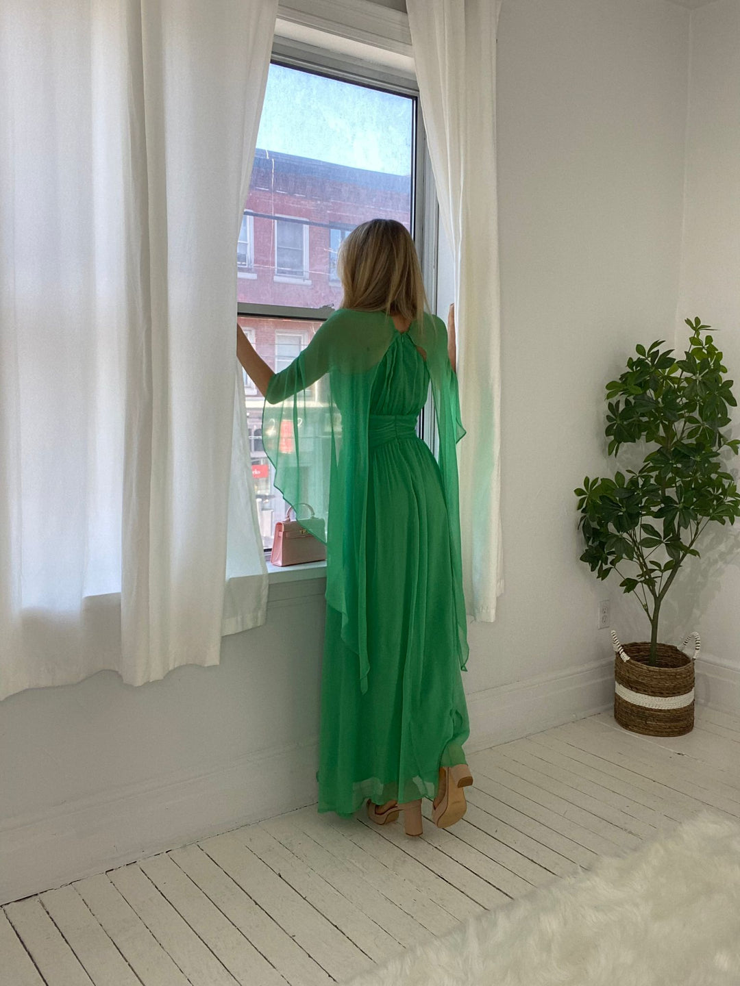 4230160 DRESS