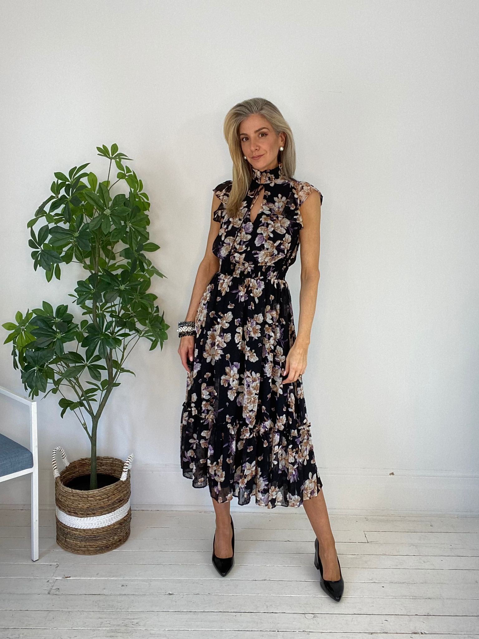 8230089 DRESS
