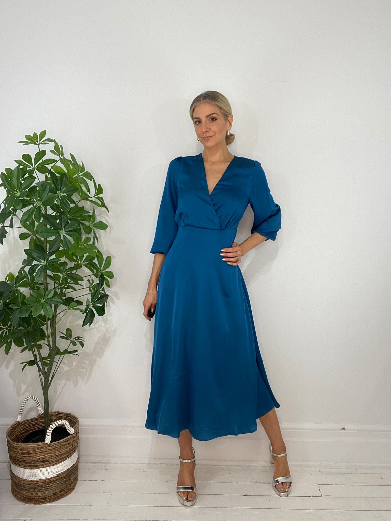 8230206 DRESS