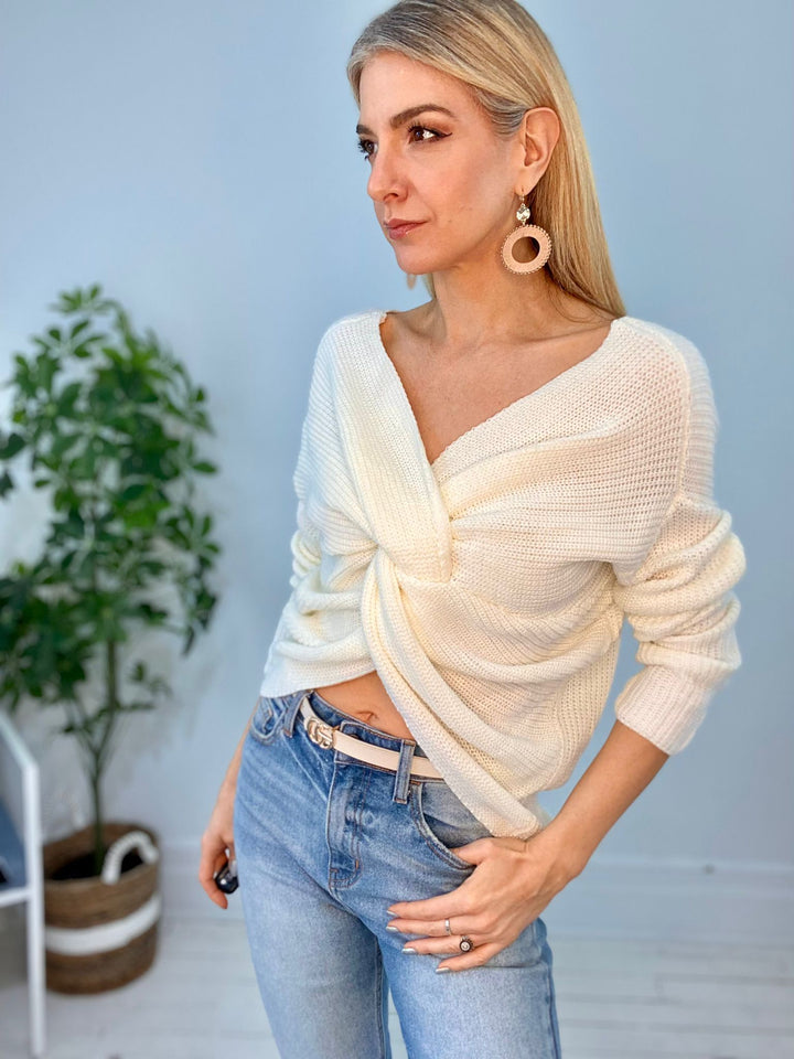 8230134 SWEATER