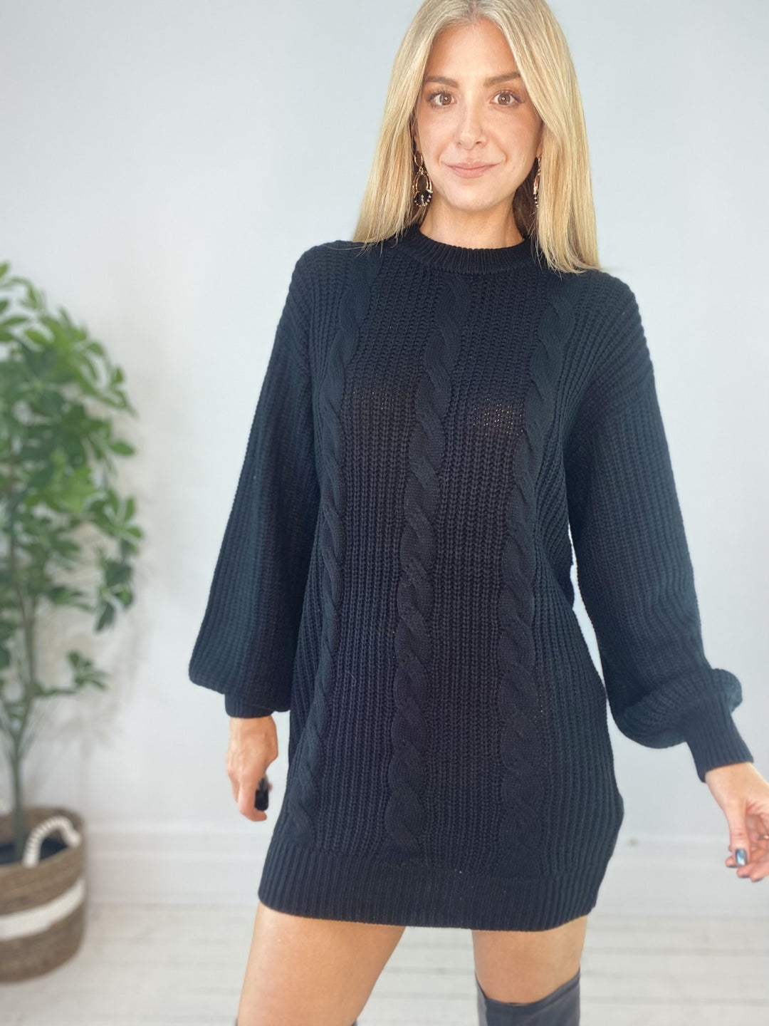 8230063 SWEATER DRESS
